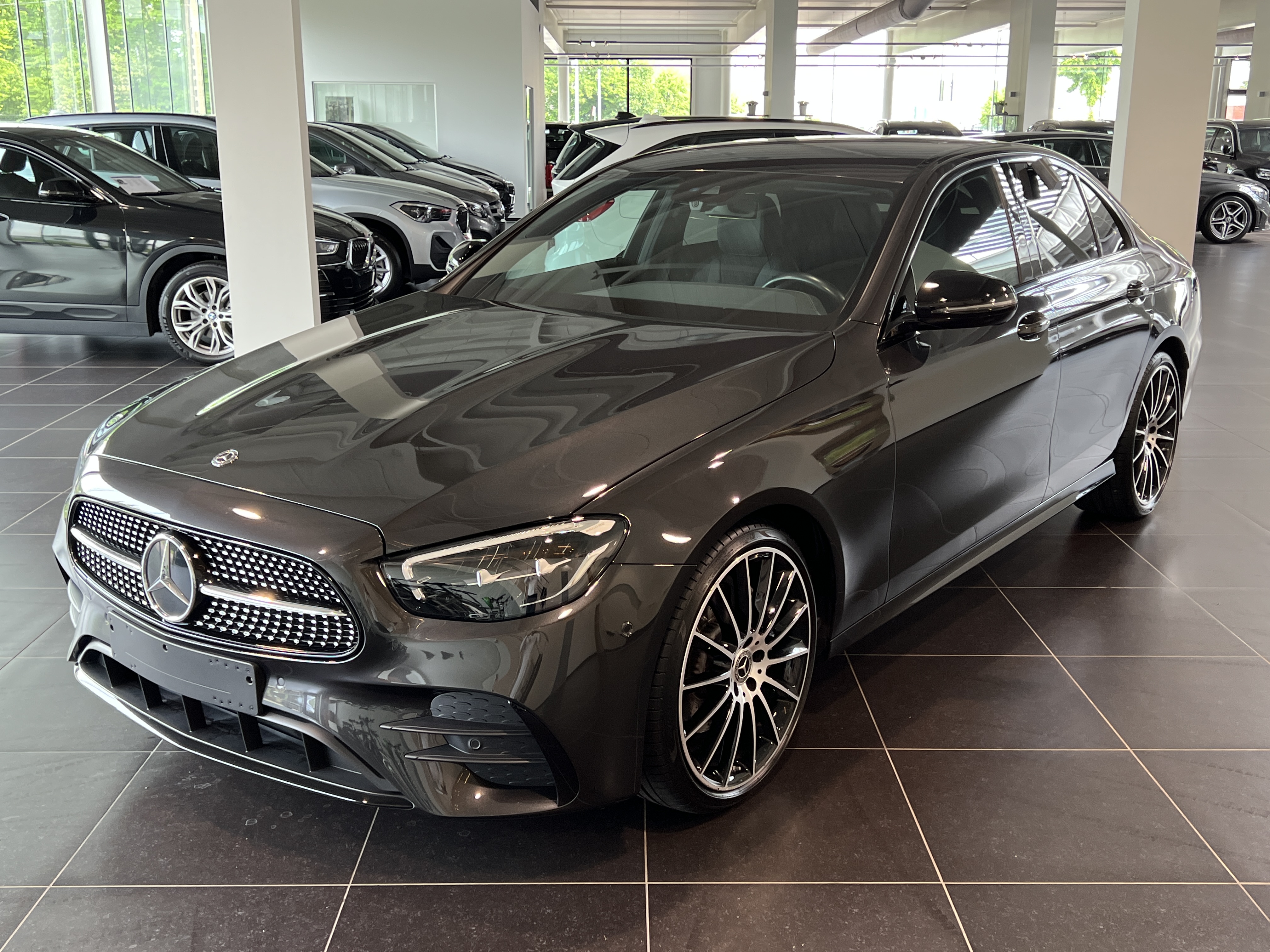 MERCEDES-BENZ E 220 d AMG Night Pack, Trekhaak, 20 Inch Alu