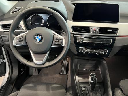 BMW X1 sDrive18i Sport, Head-Up Display, Keyless, Navi Pro