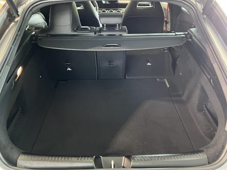 MERCEDES-BENZ CLA 45 AMG 4M SB Panorama, Night Pack, Keyless-Go, Sound