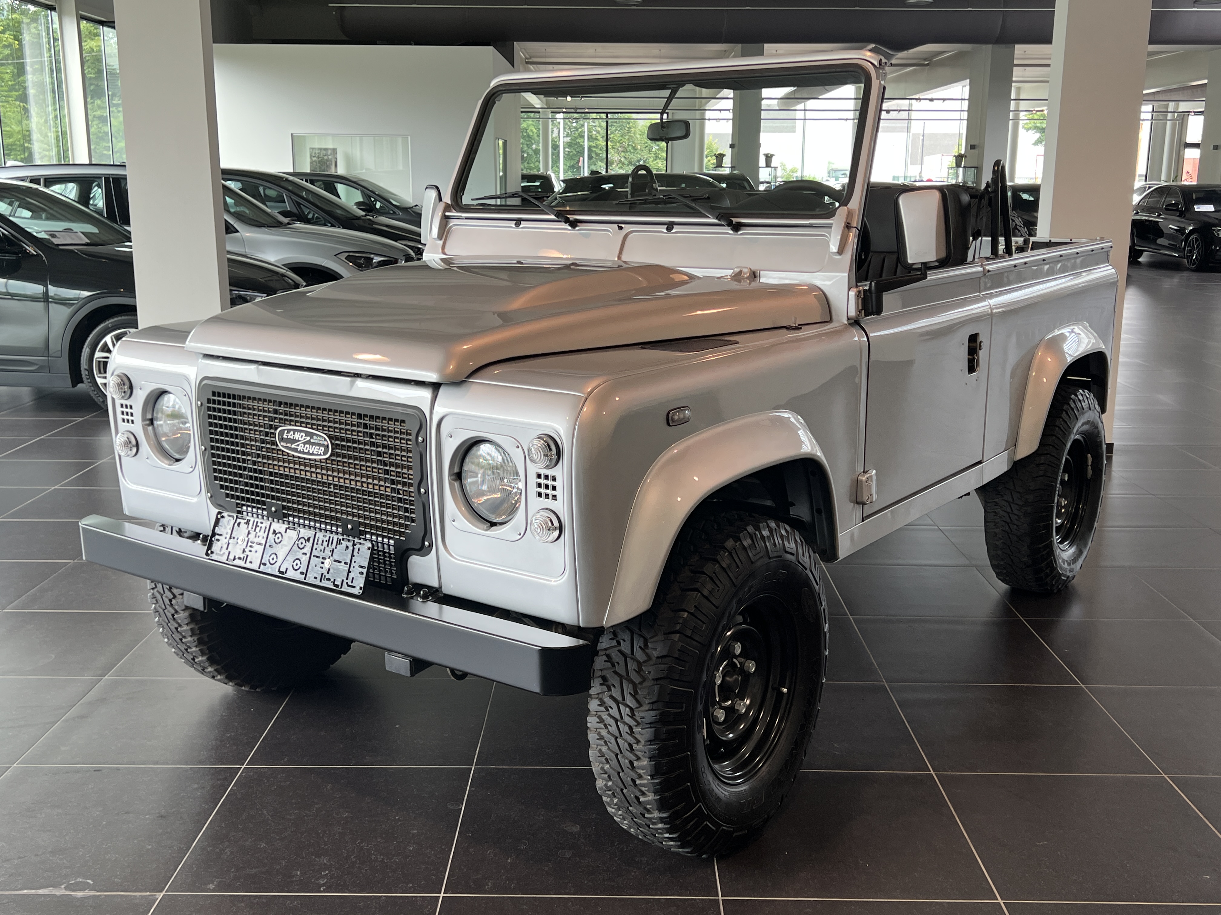 LAND ROVER Defender 90 2.2 TD4 Euro5 soft top Euro5 soft top