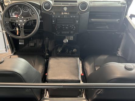 LAND ROVER Defender 90 2.2 TD4 Euro5 soft top Euro5 soft top