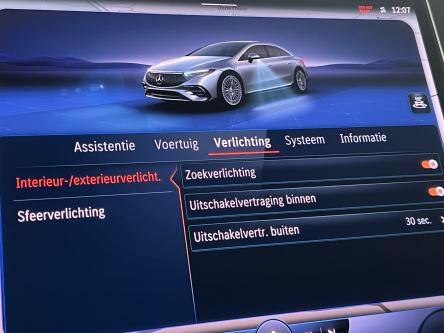 MERCEDES-BENZ EQS 350 AMG Distronic, Memory, Keyless Go, Led
