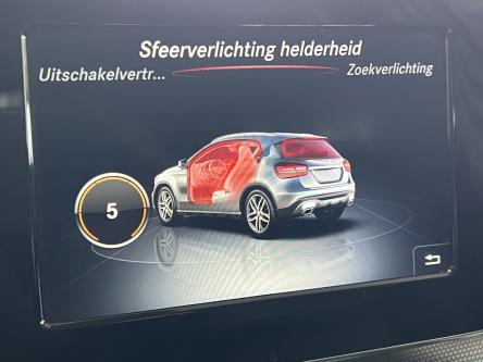 MERCEDES-BENZ GLA 180 Urban Achteruitrij Camera, Led High Performance, Smartphone