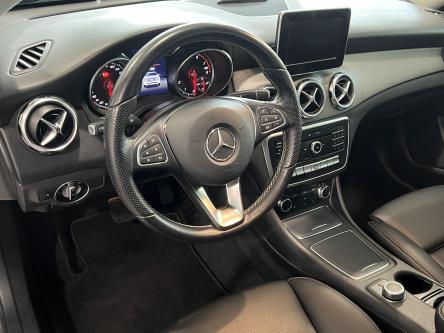 MERCEDES-BENZ GLA 180 Urban Achteruitrij Camera, Led High Performance, Smartphone