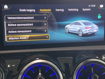 MERCEDES-BENZ CLA 180 AMG Panorma, Night Pack, Led, Pdc