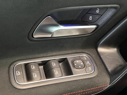 MERCEDES-BENZ CLA 180 AMG Panorma, Night Pack, Led, Pdc