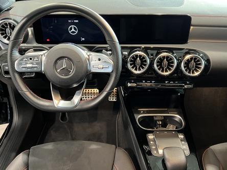 MERCEDES-BENZ CLA 180 AMG Panorma, Night Pack, Led, Pdc
