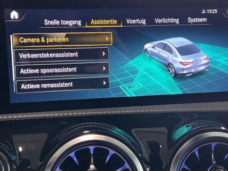 MERCEDES-BENZ CLA 180 AMG Panorma, Night Pack, Led, Pdc