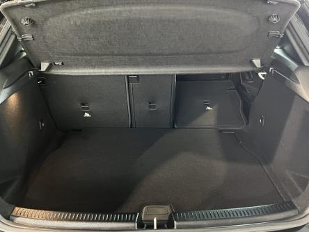 MERCEDES-BENZ A 160 Amg Mbux, DAB, Sfeerverlichting