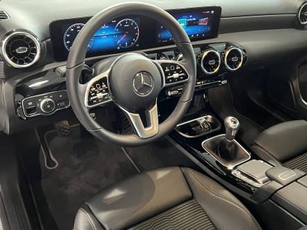 MERCEDES-BENZ A 160 Progressive Panorama, Led, Dodehoek Assist, DAB