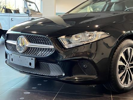 MERCEDES-BENZ A 180 Progressive Trekhaak, DAB, Mbux, Led