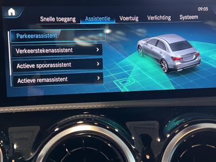 MERCEDES-BENZ A 180 Progressive Trekhaak, DAB, Mbux, Led