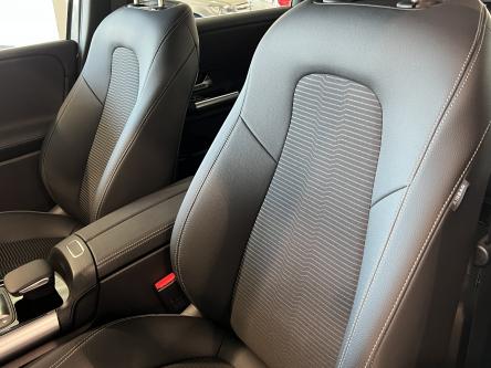 MERCEDES-BENZ B 180 Progressive Mbux, DAB, Spoorpakket