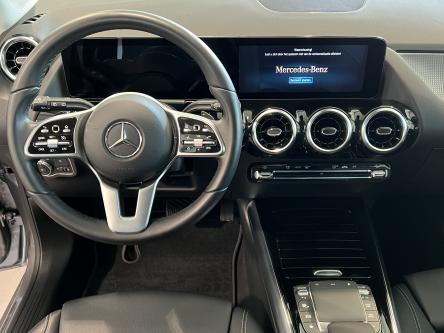 MERCEDES-BENZ B 180 Progressive Mbux, DAB, Spoorpakket
