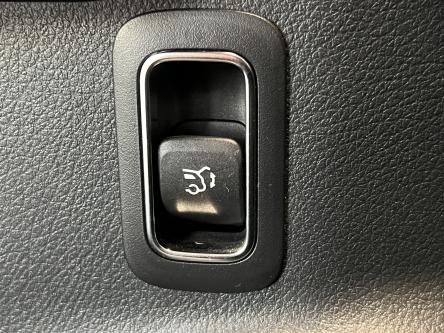 MERCEDES-BENZ GLB 180 AMG Mbux, Led, DAB, Apple Carplay