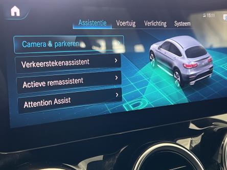 MERCEDES-BENZ GLC 200 4M Coupe Camera, Mbux, Led, DAB, Smartphone Integration