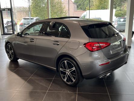 MERCEDES-BENZ A 180 Progressive Night Pack, Panorama, Sfeerverlichting, DAB