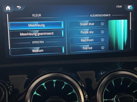 MERCEDES-BENZ A 180 Progressive Night Pack, Panorama, Sfeerverlichting, DAB