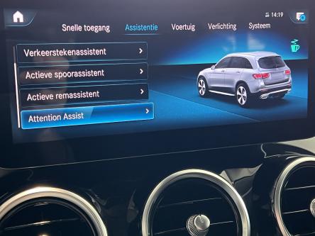 MERCEDES-BENZ GLC 200 4M Camera, Keyless-Go, Led, DAB