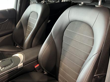 MERCEDES-BENZ GLC 200 4M Amg Panorama, Trekhaak, Widescreen, Led, DAB