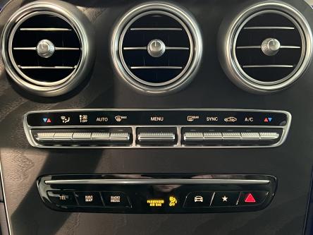 MERCEDES-BENZ GLC 200 4M Amg Panorama, Trekhaak, Widescreen, Led, DAB