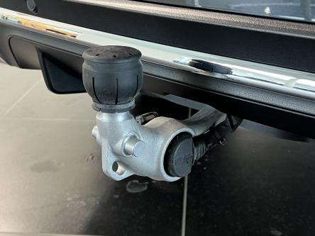 MERCEDES-BENZ GLC 200 4M Amg Panorama, Trekhaak, Widescreen, Led, DAB