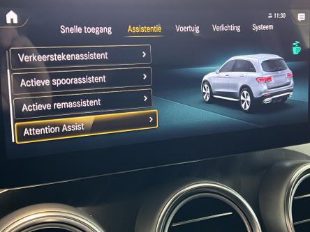 MERCEDES-BENZ GLC 200 4M Amg Panorama, Trekhaak, Widescreen, Led, DAB