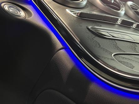 MERCEDES-BENZ GLC 200 4M Amg Panorama, Trekhaak, Widescreen, Led, DAB