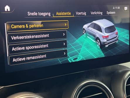 MERCEDES-BENZ GLC 200 4M Amg Panorama, Trekhaak, Widescreen, Led, DAB