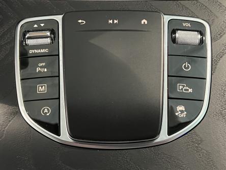 MERCEDES-BENZ GLC 200 4M Amg Panorama, Trekhaak, Widescreen, Led, DAB
