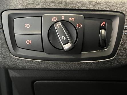 BMW X1 sDrive18i M-Pack Panorama, Head-Up Display, Trekhaak, Led