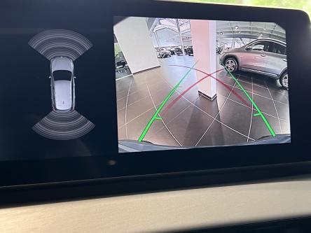 BMW X1 sDrive18i M-Pack Panorama, Head-Up Display, Trekhaak, Led