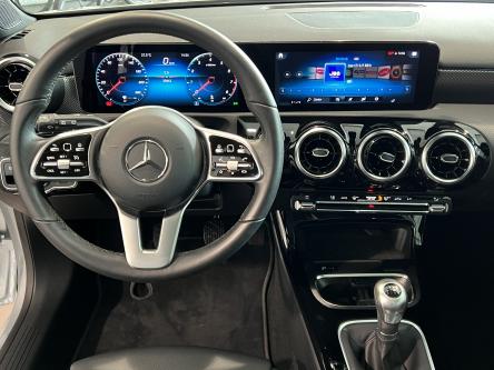 MERCEDES-BENZ A 180 Progressive Panorama, Doedehoeks Assist, Led, DAB