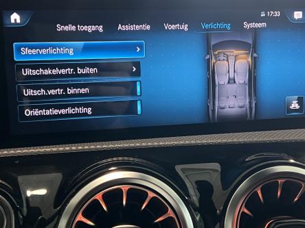 MERCEDES-BENZ CLA 180 AMG Panorama, Night Pack, Mbux, 19 Inch Alu, Led