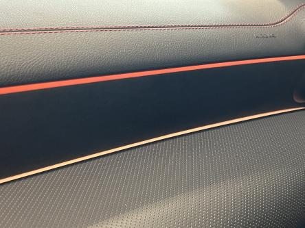 MERCEDES-BENZ CLA 180 AMG Panorama, Night Pack, Mbux, 19 Inch Alu, Led