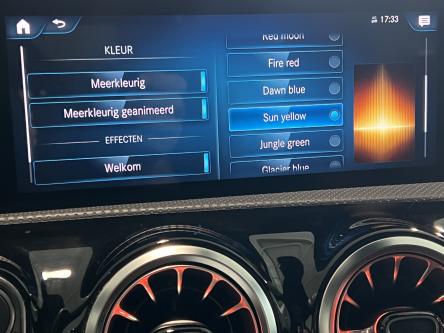 MERCEDES-BENZ CLA 180 AMG Panorama, Night Pack, Mbux, 19 Inch Alu, Led