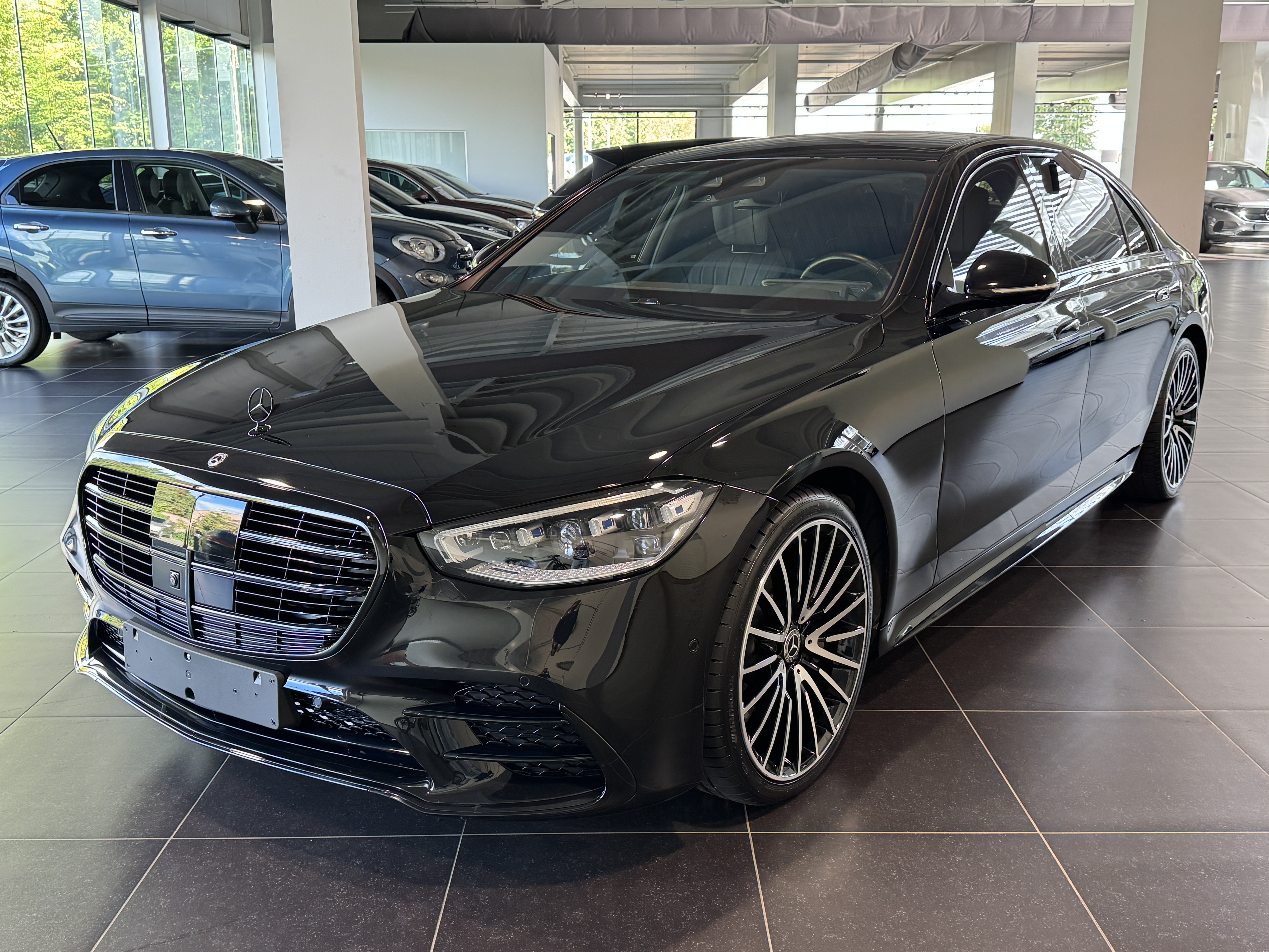 MERCEDES-BENZ S 580 e L AMG Full Black, One of a Kind!