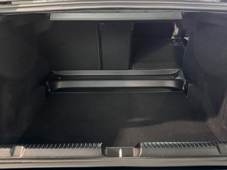 MERCEDES-BENZ EQE 300 Amg Night Pack, Burmester Sound, Digital Light, Camera, Mbux