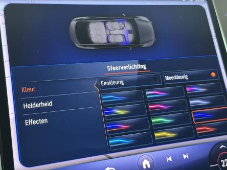 MERCEDES-BENZ EQE 300 Amg Night Pack, Burmester Sound, Digital Light, Camera, Mbux