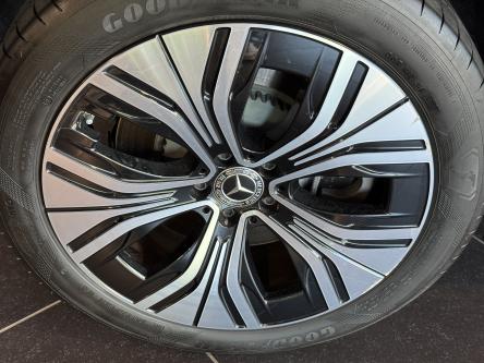 MERCEDES-BENZ EQE SUV 300 Advanced Panorama, Distronic, Burmester Sound, Digital Light