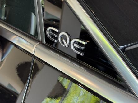 MERCEDES-BENZ EQE SUV 300 Advanced Panorama, Distronic, Burmester Sound, Digital Light