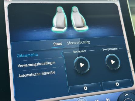 MERCEDES-BENZ GLC 300 e 4M Avantgarde 360 Camera, Trekhaak, Distronic, Mbux, DAB