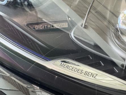 MERCEDES-BENZ GLC 300 e 4M Avantgarde 360 Camera, Trekhaak, Distronic, Mbux, DAB