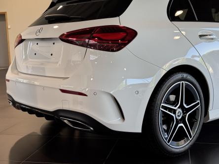 MERCEDES-BENZ A 180 Amg Night Pack, Panorama, Mbux, Led, DAB