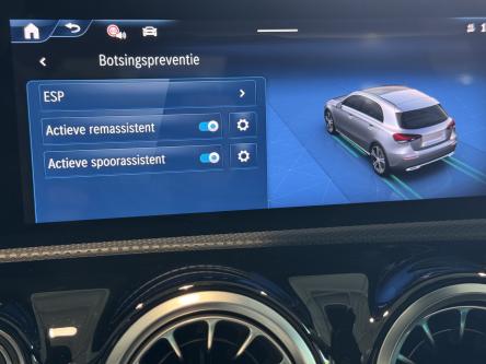 MERCEDES-BENZ A 180 Amg Panorama, Mbux, Led, DAB, Widescreen