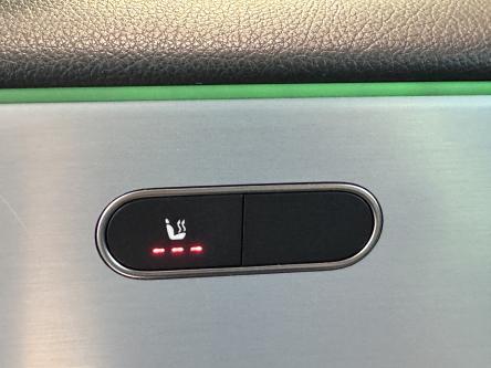 MERCEDES-BENZ A 180 Amg Panorama, Mbux, Led, DAB, Widescreen