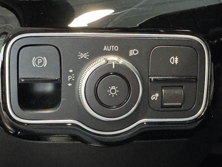 MERCEDES-BENZ A 180 Amg Panorama, Mbux, Led, DAB, Widescreen