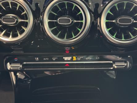 MERCEDES-BENZ A 180 Amg Panorama, Mbux, Led, DAB, Widescreen