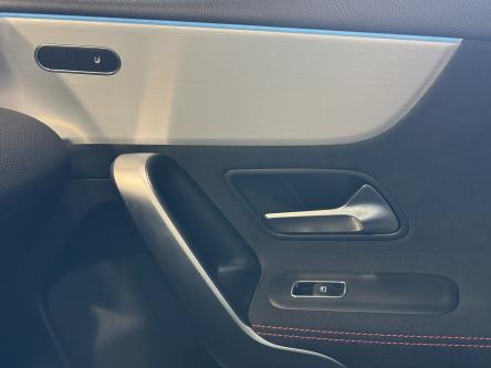 MERCEDES-BENZ A 180 Amg Panorama, Mbux, Led, DAB, Widescreen