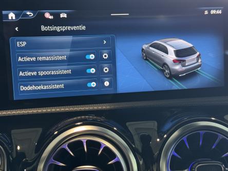 MERCEDES-BENZ A 250 e Progressive Panorama, Dodehoeks Assist, Mbux, DAB, Led